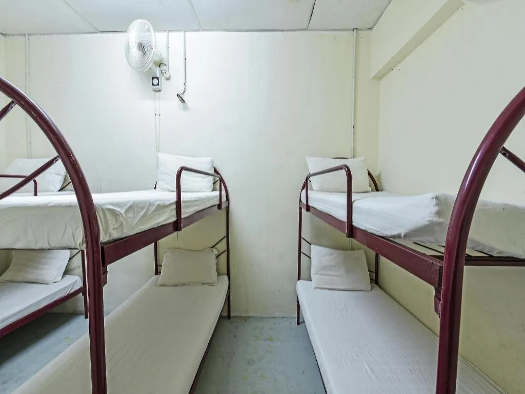 Hotel Spot On 90795 Hungrybedz Youth Hostel Malacca
