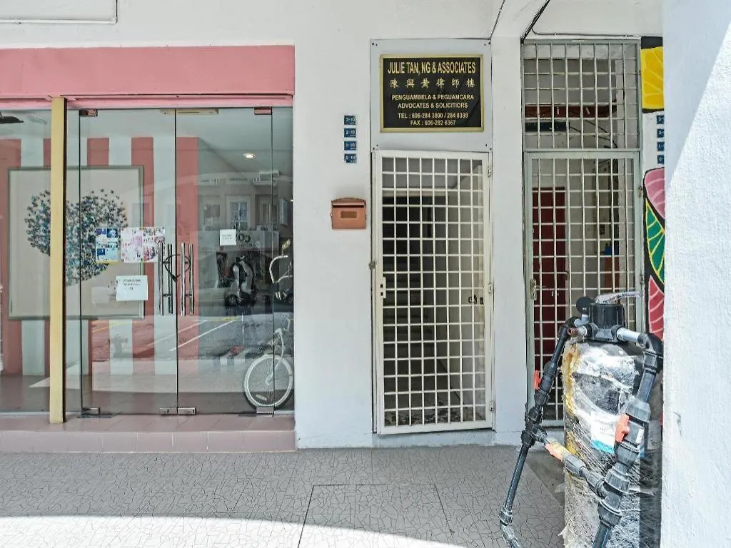 ** Hotel Spot On 90795 Hungrybedz Youth Hostel Malacca Malaysia