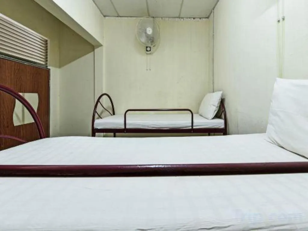 Spot On 90795 Hungrybedz Youth Hostel Malacca 2*,  Malaysia