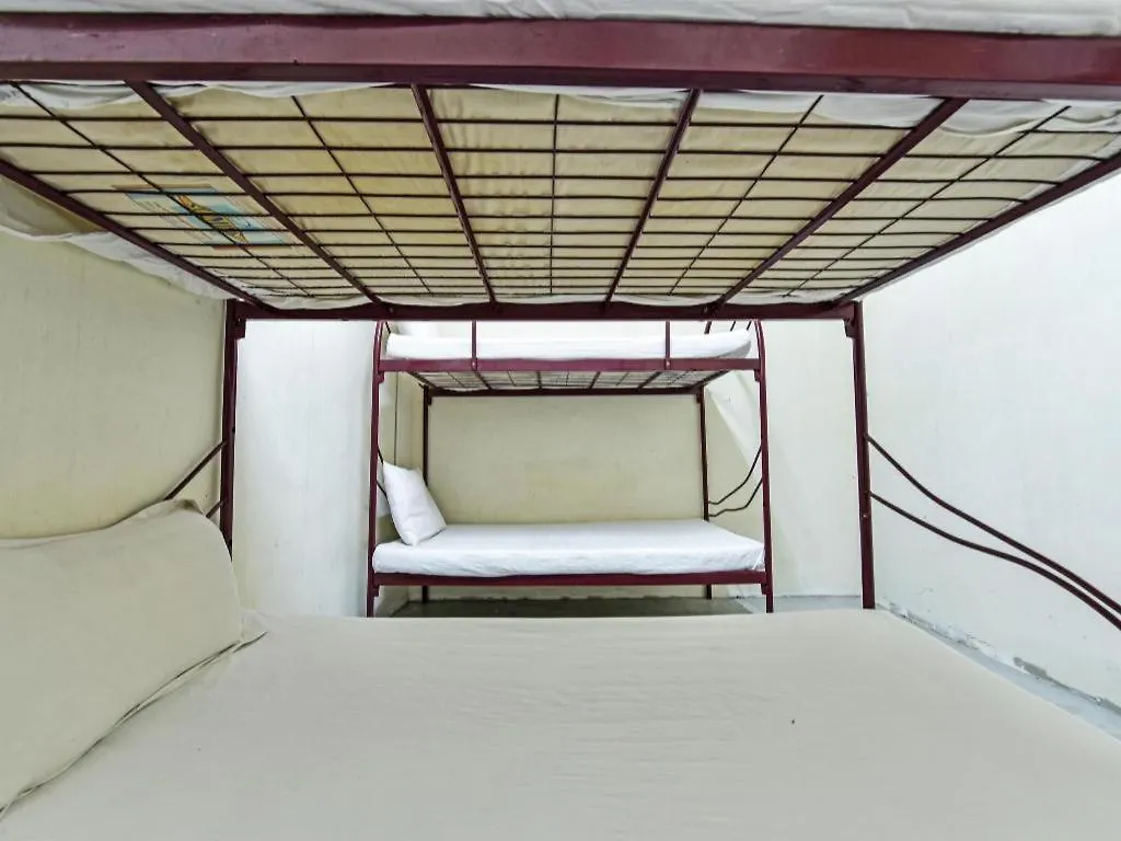 ** Hotel Spot On 90795 Hungrybedz Youth Hostel Malacca Malaysia