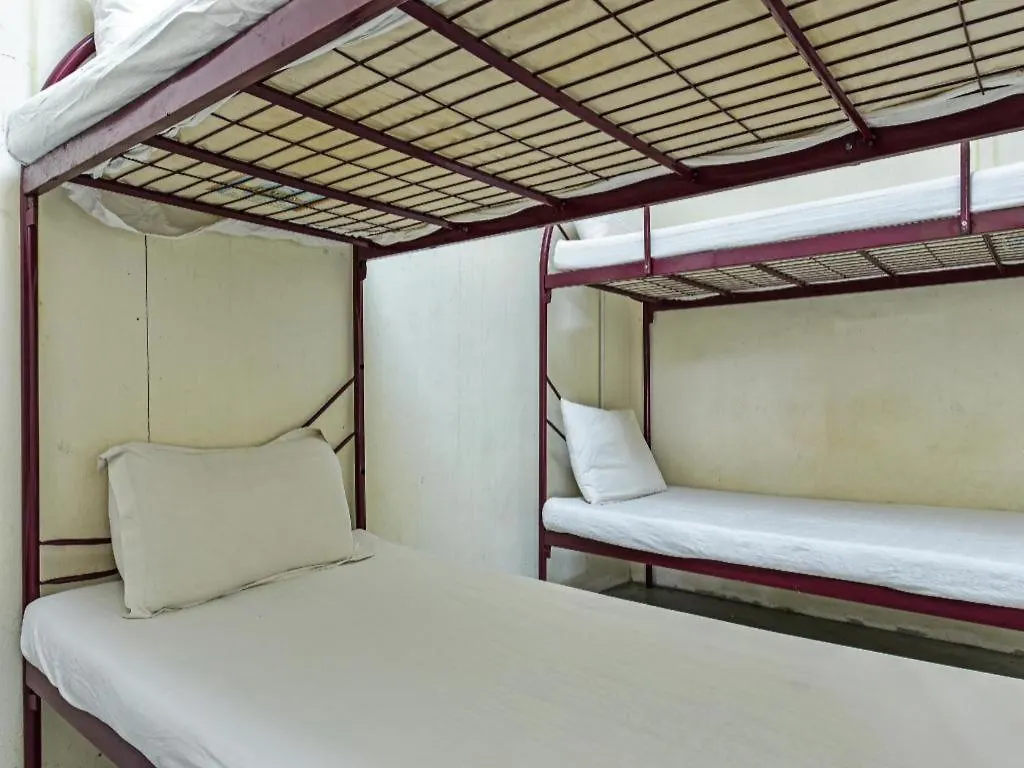 Spot On 90795 Hungrybedz Youth Hostel Malacca 2*,  Malaysia