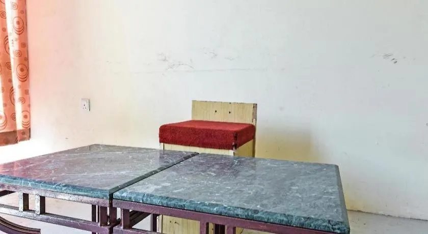Spot On 90795 Hungrybedz Youth Hostel Malacca Malaysia